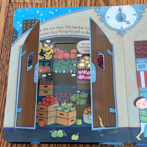 USBORNE Peel-Back Look Inside Nighttime Book - Gently Used - Picture 3 of 5